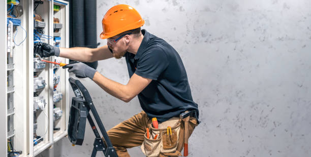 Best Electrical Contractors for Businesses  in Glen Ellyn, IL